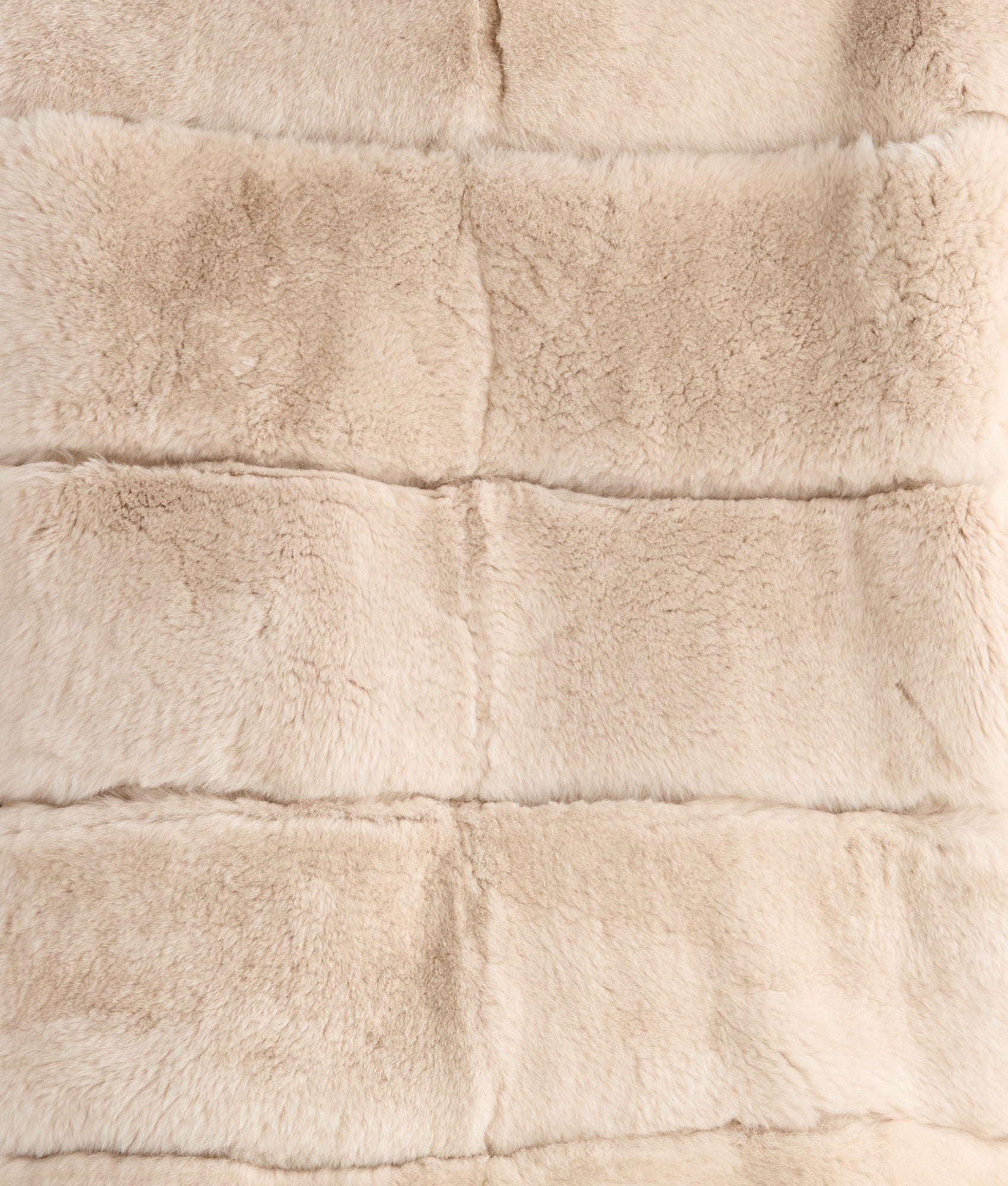 Leona Fur Coat :: Beige - Image 11